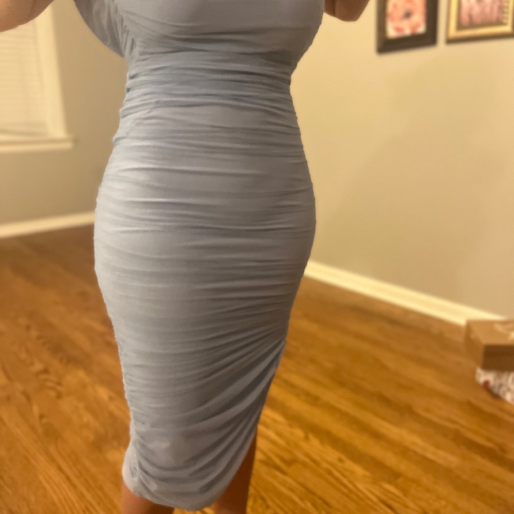Dress - Picture 4 of 5